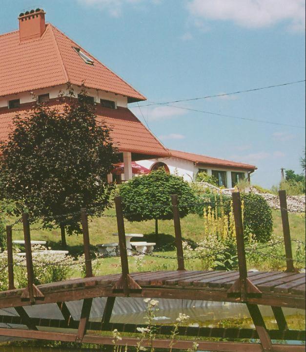 Zajazd Kosynier Węgrzce エクステリア 写真